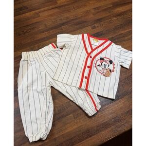 Vintage Mickey Mouse All star baseball outfit.  Disney kids.  Sz 3-6 months.